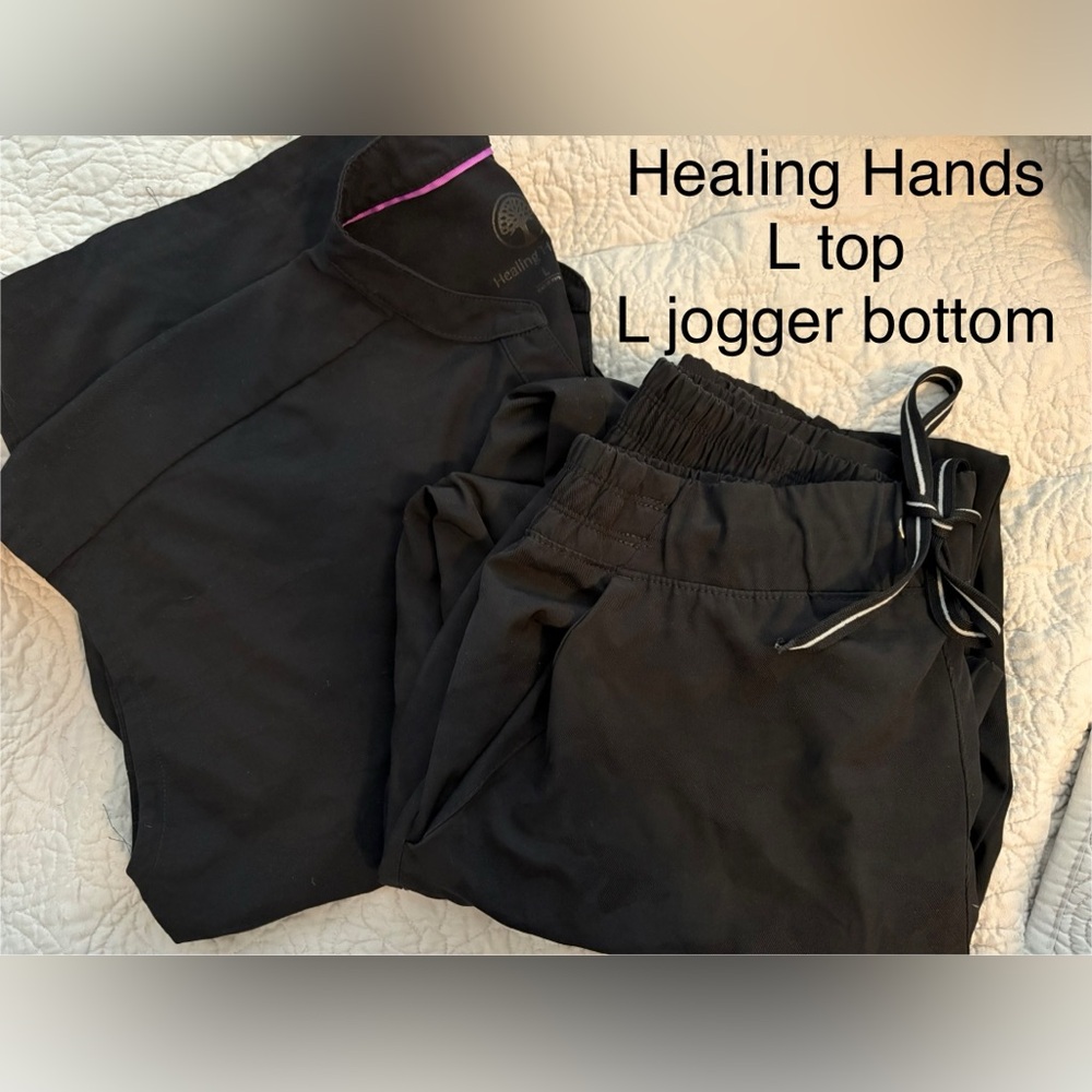 Healing Hands Black Scrub Ensemble
